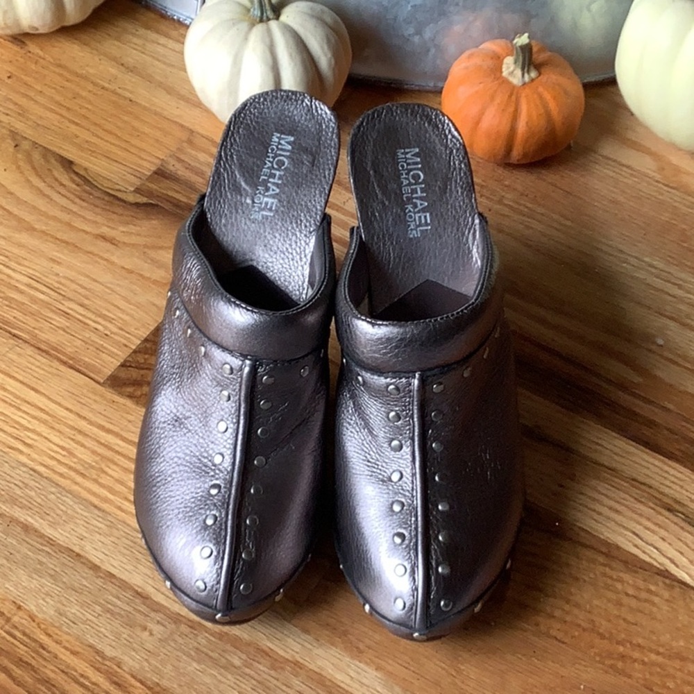 Michael Kors silver clogs with heel